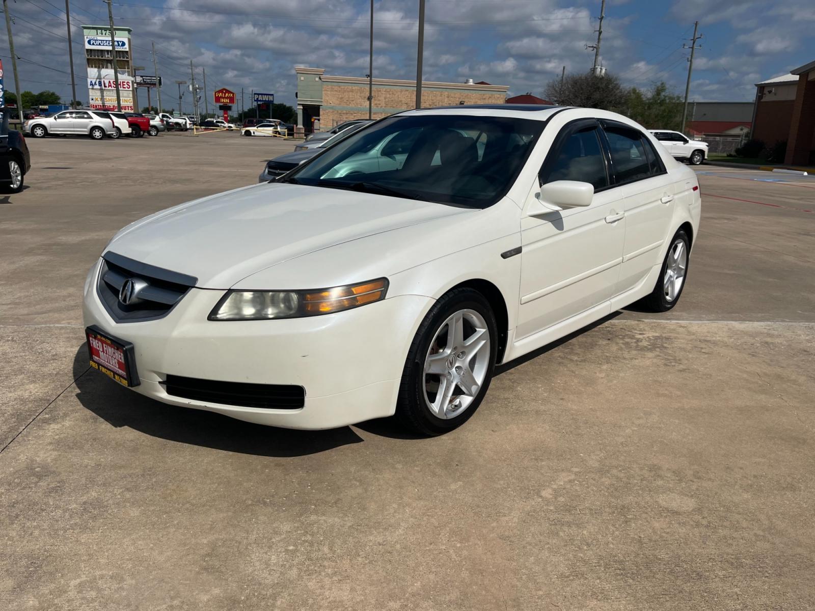 2006 white /TAN Acura TL 5-Speed AT (19UUA66206A) with an 3.2L V6 SOHC 24V engine, 5-Speed Automatic Overdrive transmission, located at 14700 Tomball Parkway 249, Houston, TX, 77086, (281) 444-2200, 29.928619, -95.504074 - Photo #2